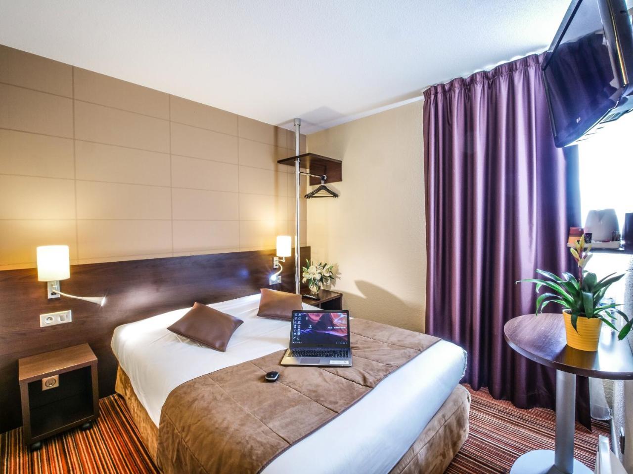 Hotel Inn Design Resto Novo อาล็องซง ภายนอก รูปภาพ