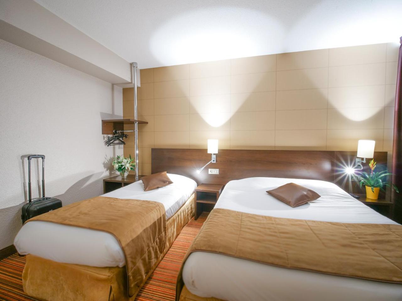 Hotel Inn Design Resto Novo อาล็องซง ภายนอก รูปภาพ