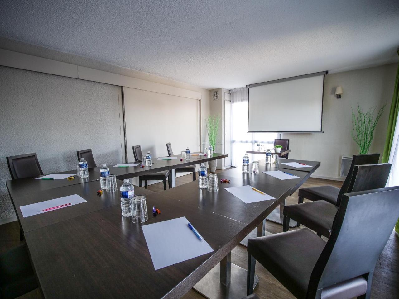 Hotel Inn Design Resto Novo อาล็องซง ภายนอก รูปภาพ